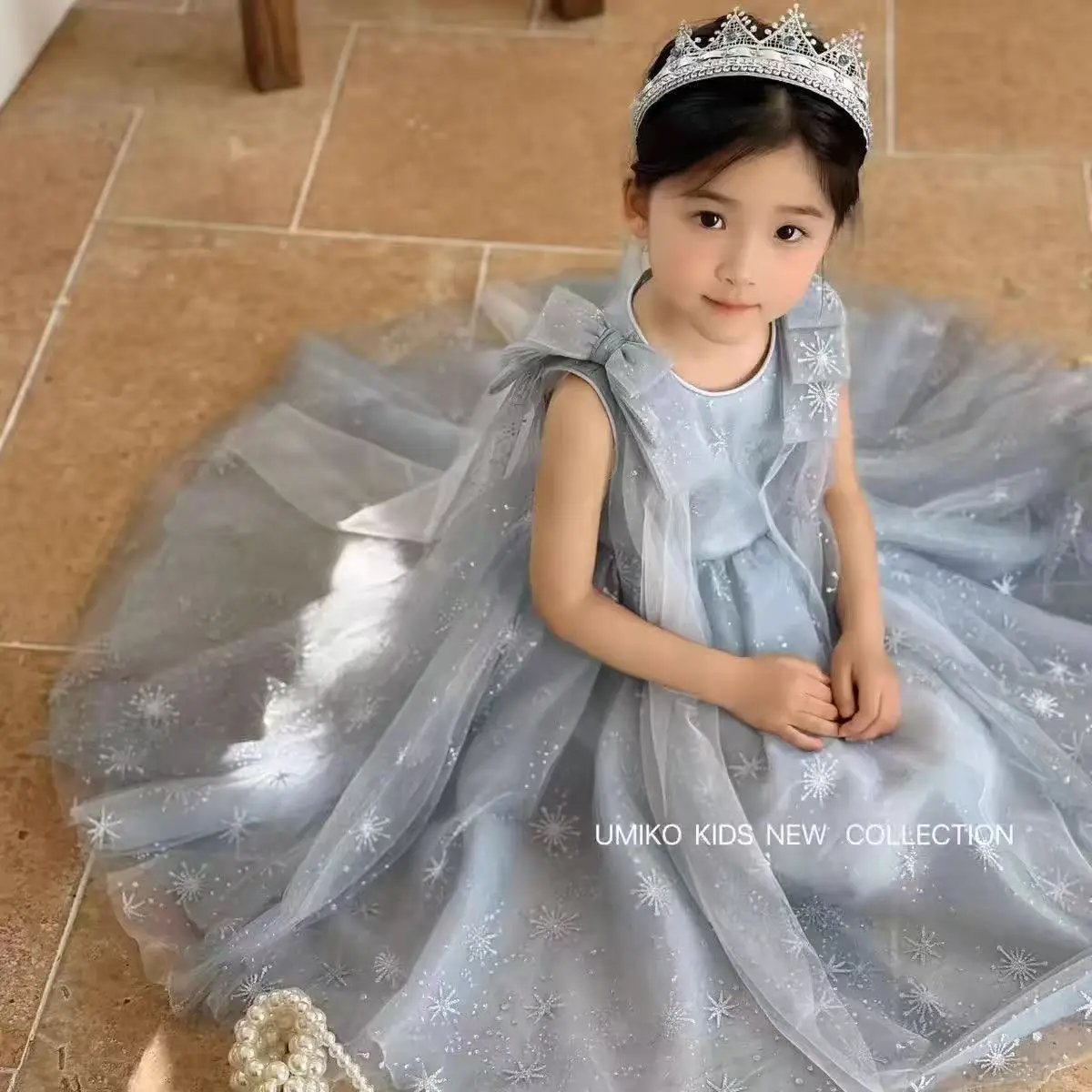 

Princess Girl Princess Dress Little Girl Birthday Fluffy Skirt Fashion and Beautiful Kids Outwear Beautiful Dress