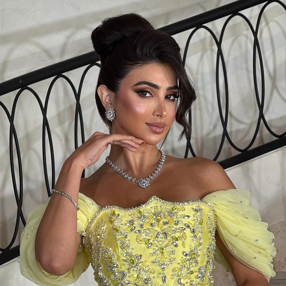 Abito da sera in cristallo dell'Arabia Saudita a sirena con spalle scoperte e perline, senza spalline, personalizzato, فستان و