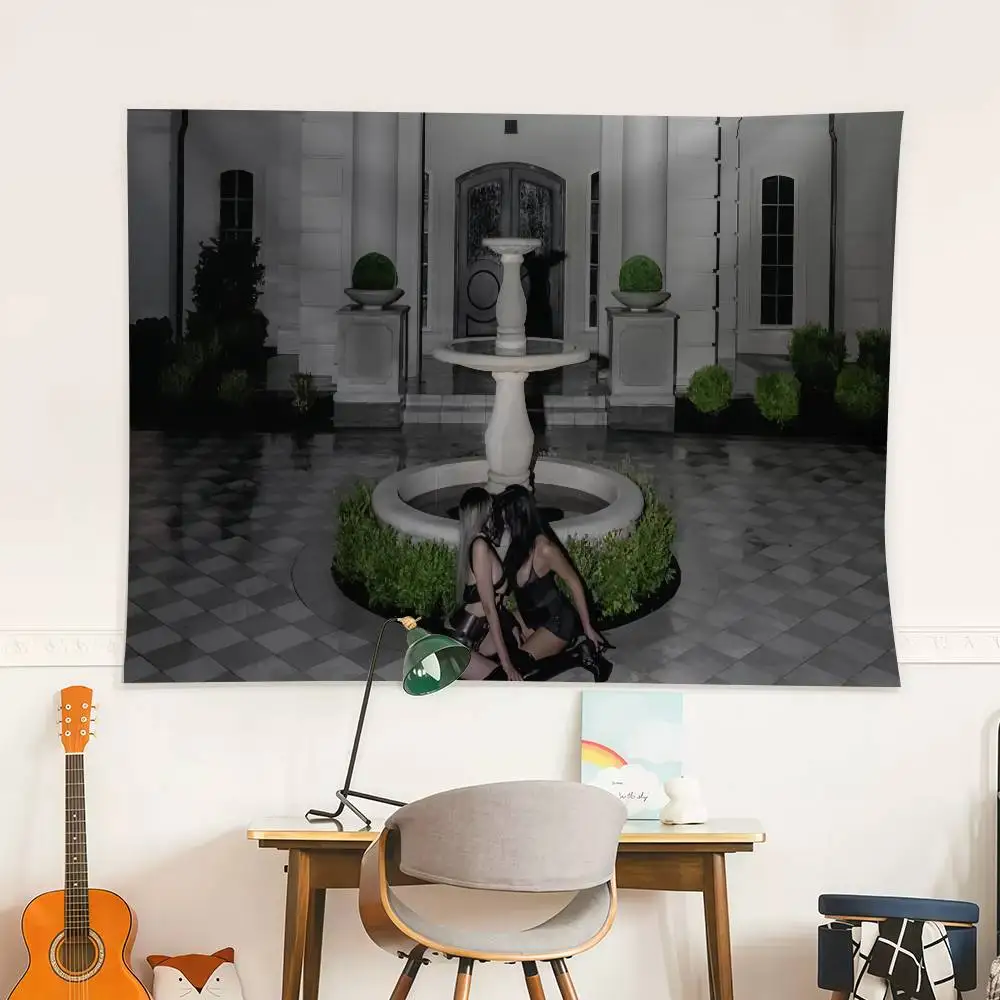 

Outdoor Picnic Party Flag Decoration Rapper D-Destroy Art Hanging Banner for Home Camping Lonely