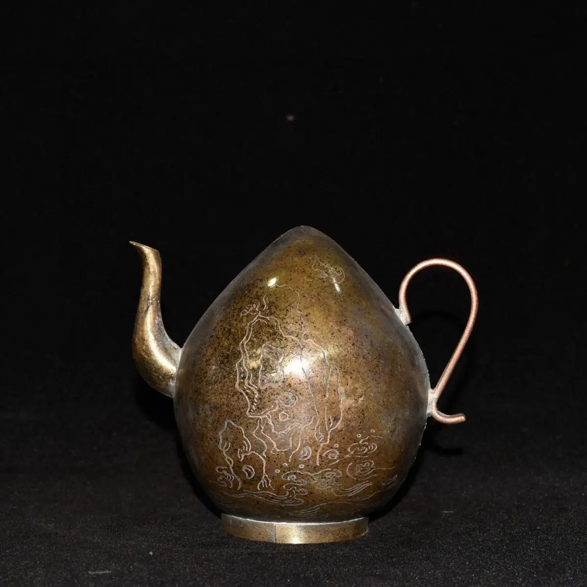 Vintage Early Collection Pure Copper Peach Water Drop Decorative Statue Sculpture Desktop Ornament Pure Copper Craft