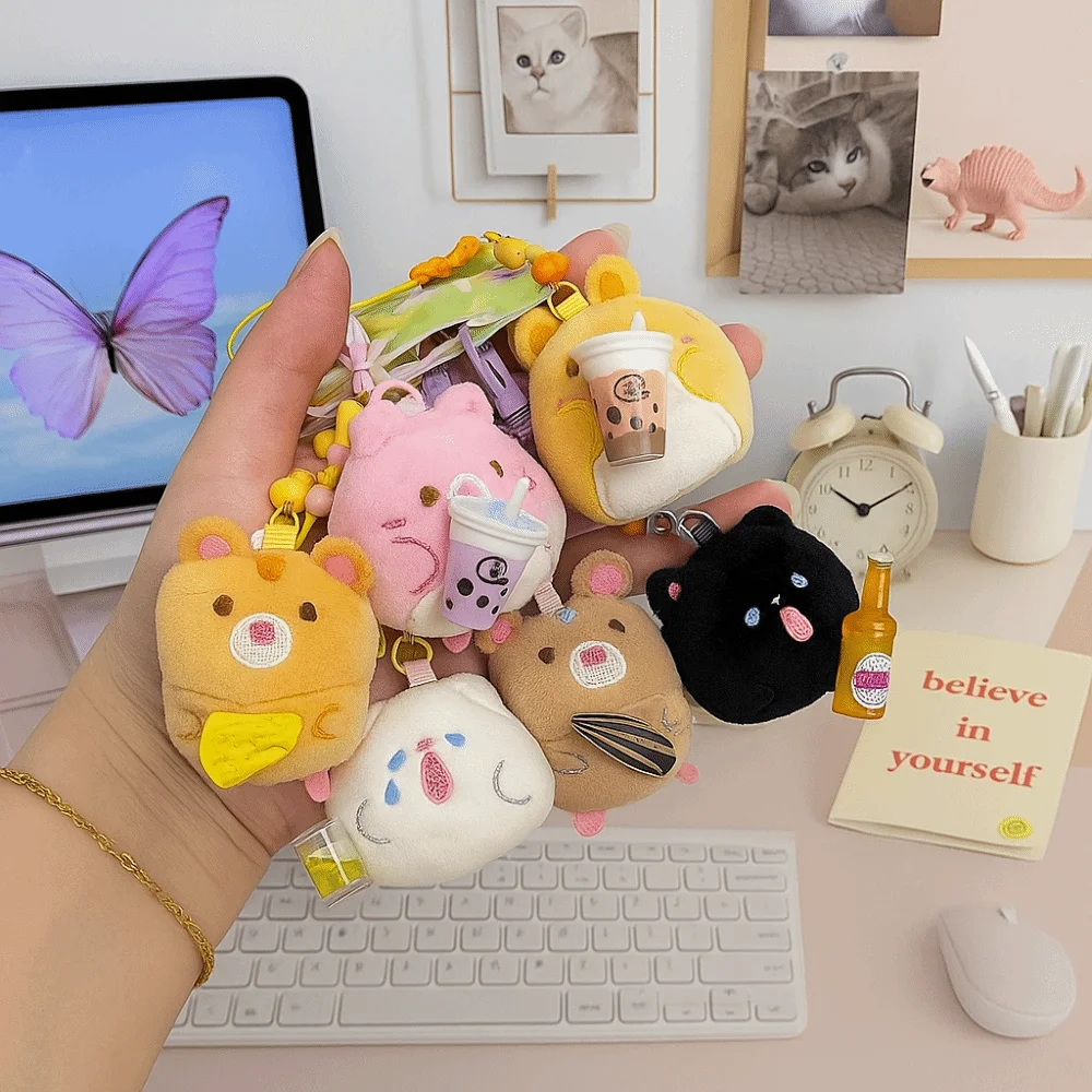 พวงกุญแจตุ๊กตาสัตว์ดีไซน์สร้างสรรค์ วัสดุผ้าพลัฌนุ่มน่ารัก สไตล์คู่รัก พวงกุญแจตุ๊กตาดีไซน์การ์ตูน