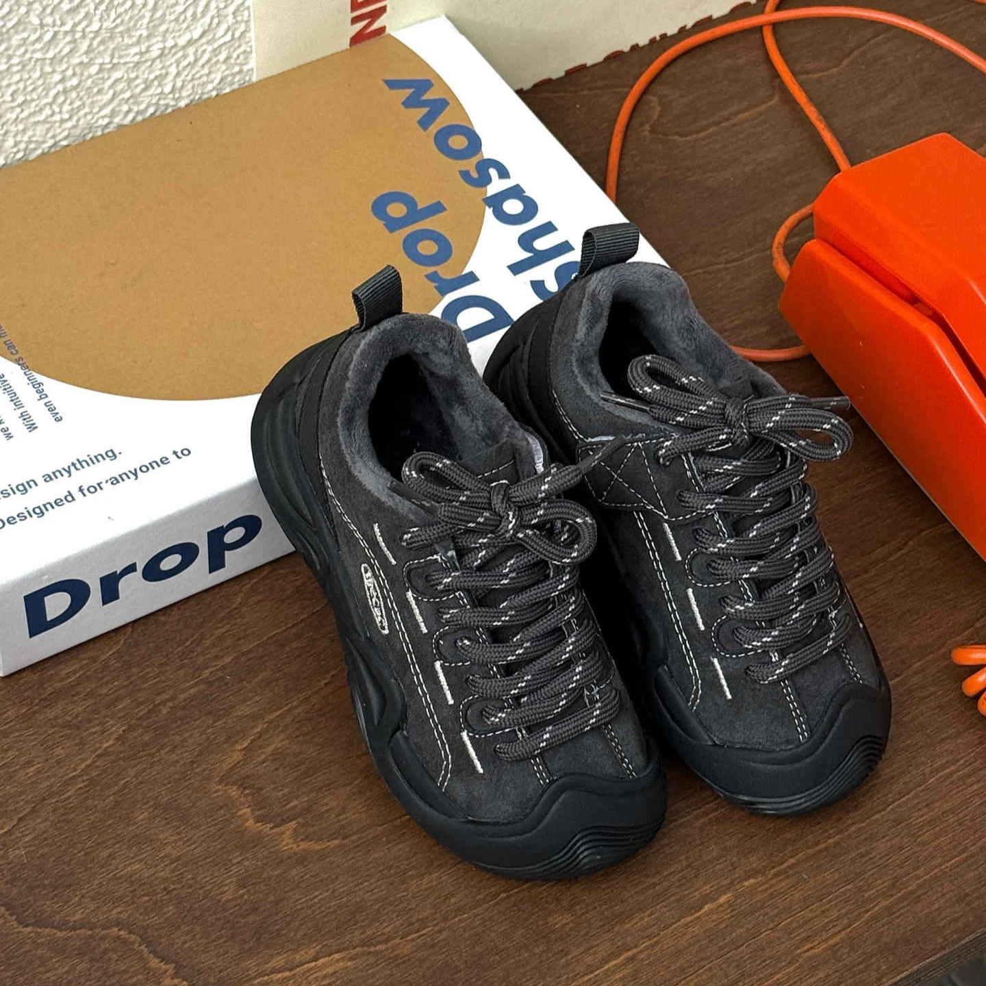 أطفال طفل الطلاب احذية الجري متعددة الاستخدامات الشتاء الأطفال بنين بنات جلد البقر المدبوغ العلوي الصوف مبطن أحذية رياضية دافئة