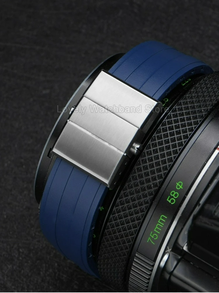 حزام ساعة سيليكون مقاوم للعرق وصديق للبشرة ومضاد للانزلاق لسلسلة MIDO Ocean Star Diver M026 سوار بإبزيم خاص قابل للطي