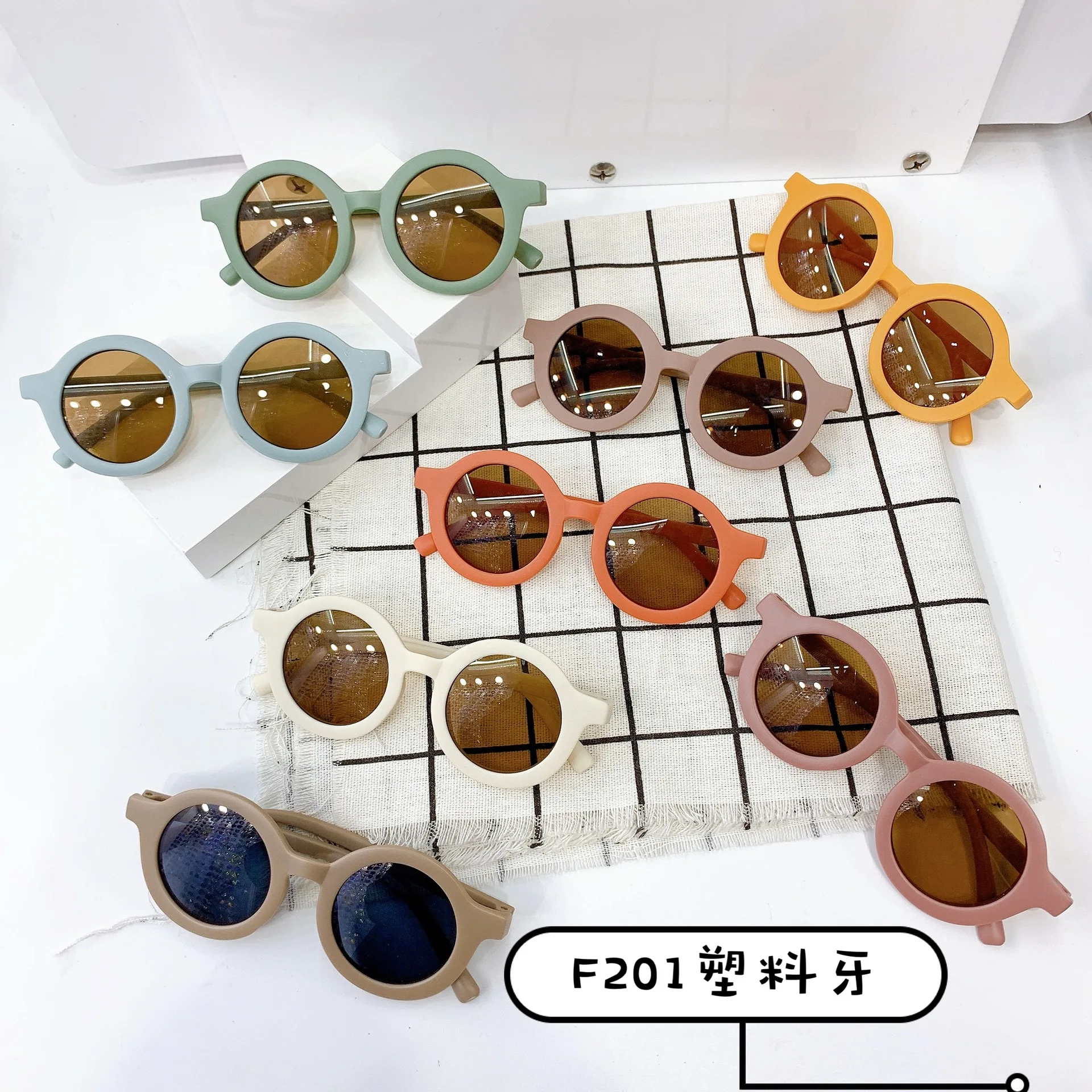 Lunettes de soleil mignonnes pour enfants, lunettes de soleil conviviale rées pour parents et enfants, document solide, lunettes rondes pour bébé,