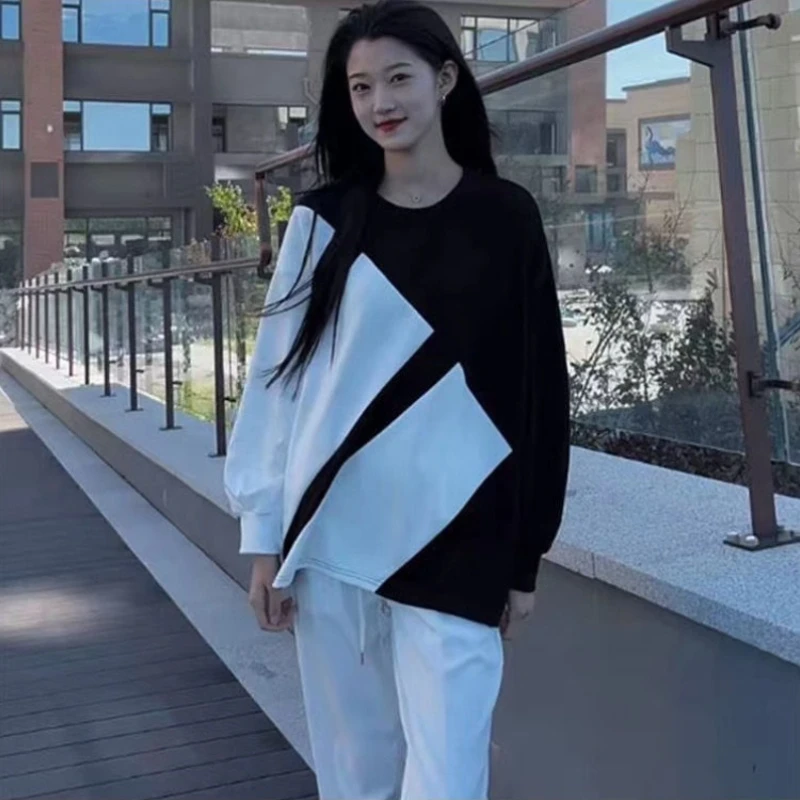 春と秋の女性用プルオーバートップス、ゆったりとしたベーシックで安いカジュアルな韓国風服、高品質Y2Kスタイルのゆったりとしたレディーススウェットシャツ