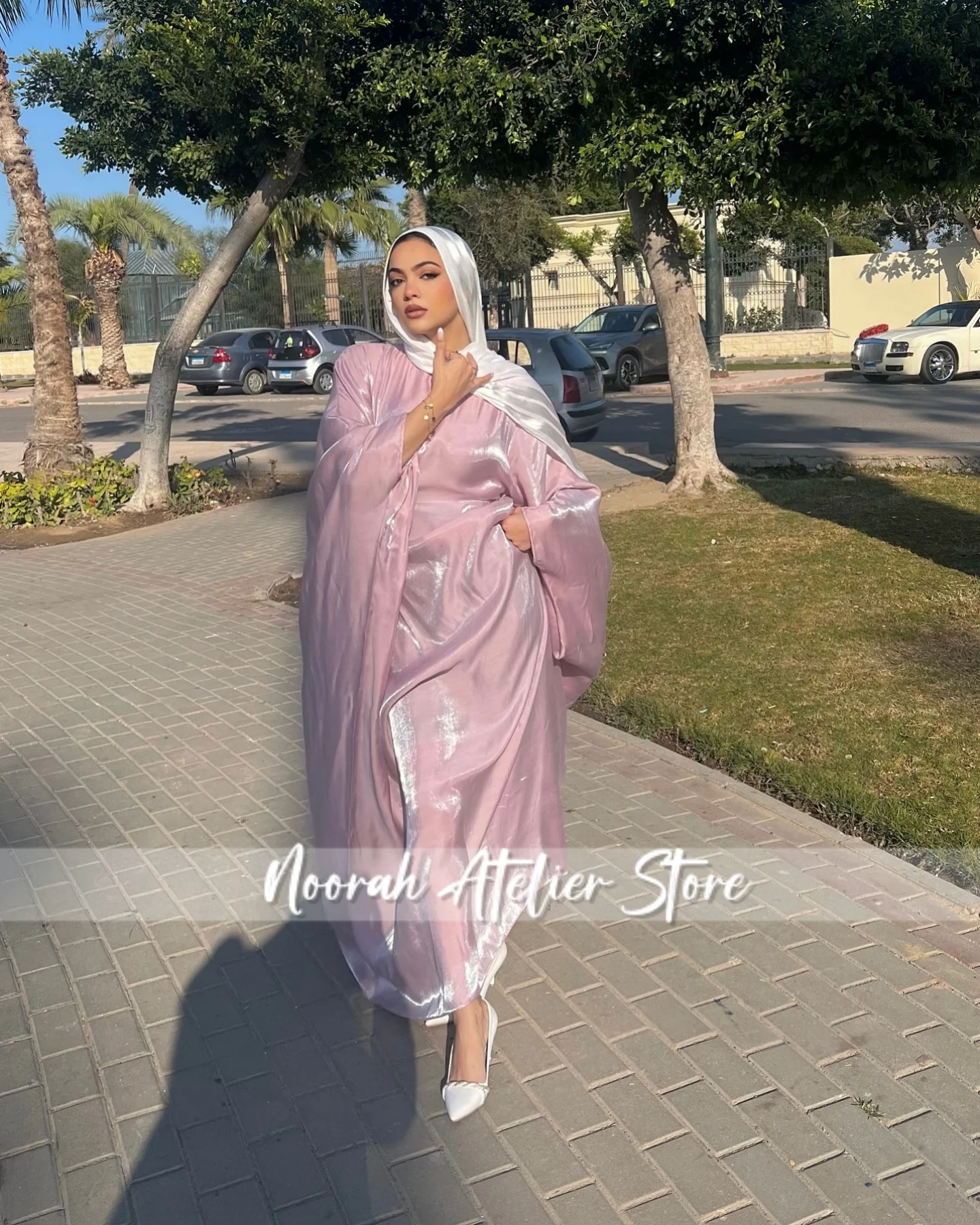 

New Muslim Pink Glossiness Long Sleeves New Luxurious Women's Evening Dresses 2025 Dubai Floor-Length Long Party Gown Customized