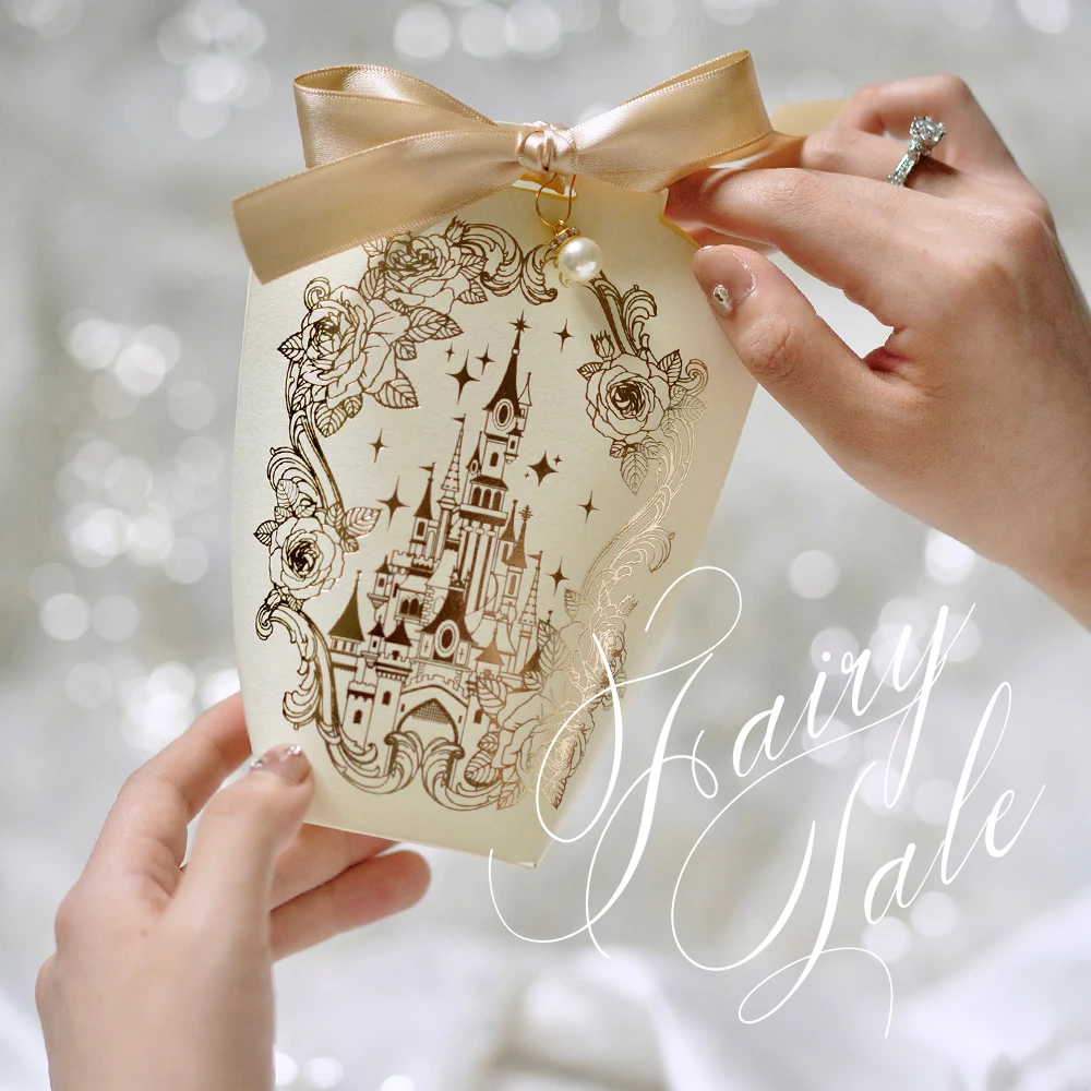 

20 Pcs/Lot Creative Hand-Painted Princess Castle Gold-Stamped Wedding Candy Box Easy To Fold Holiday Party Small Gift Box