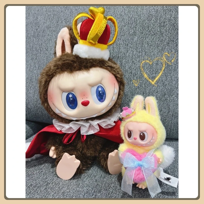 

Аутентичная виниловая подвесная кукла с подвеской в виде карты Pop Mart LABUBU King and Queen Chess Adventure или серия экшн-фигурок, рождественский подарок
