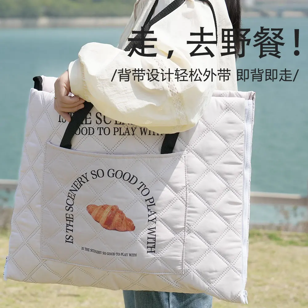 

Thick ultrasonic outdoor picnic mat, park grass ins wind