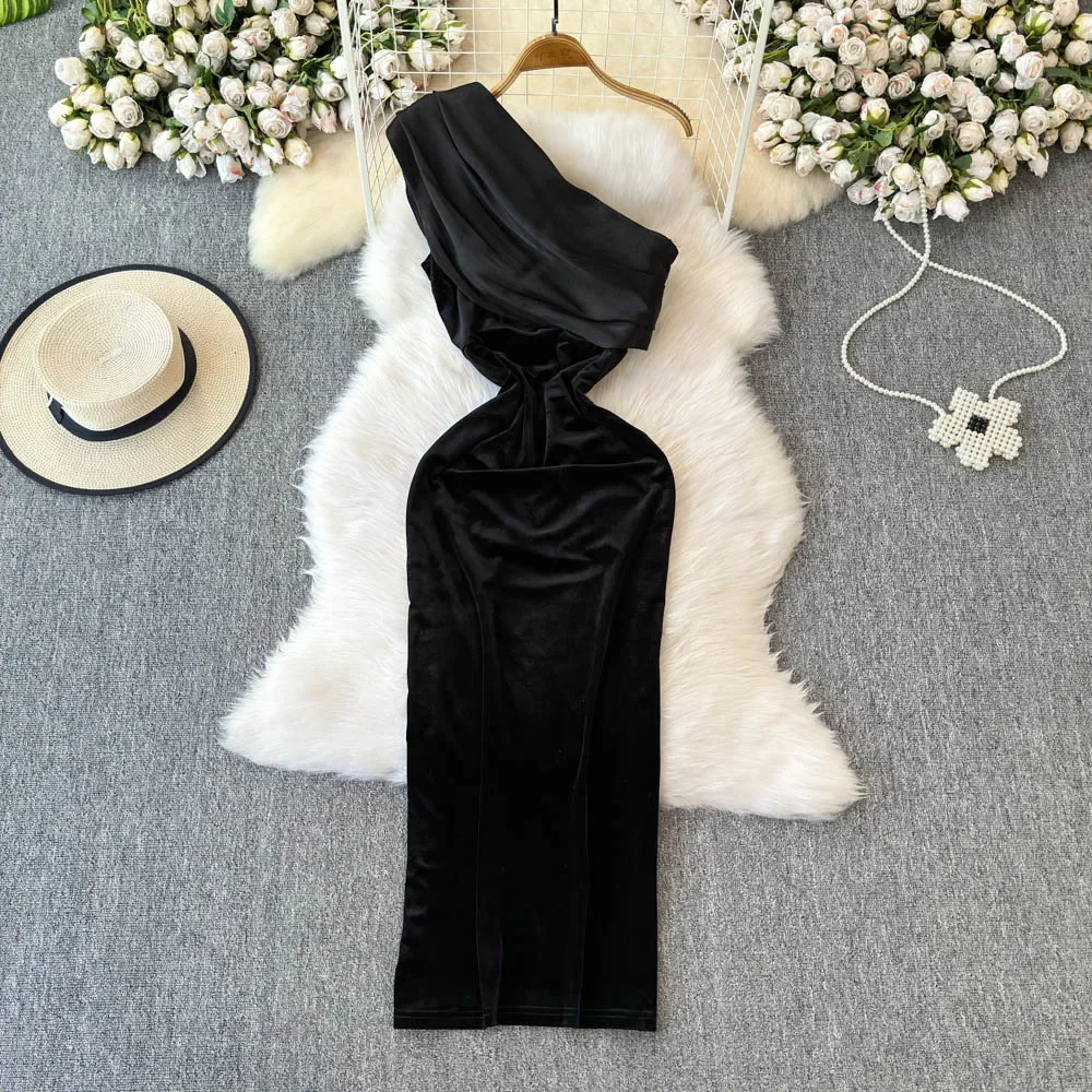 Elegant Sleeveless Off Shoulder Vintage Diagonal Collar Chic Rhinestone Slim Velour Dresses Evening High Street Autumn Clothing