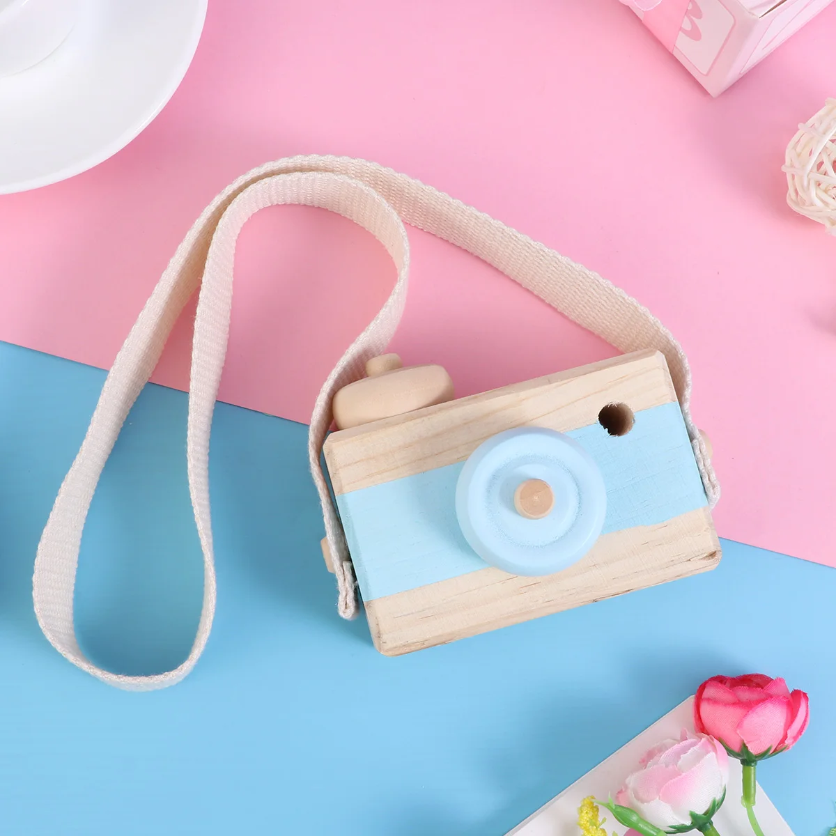 

Wooden Mini Camera Toy Kids' Room Hanging Decor Photo Taking Props Birthday Christmas Gift for Children Kids (Blue)