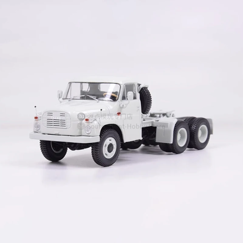 1:43 Scale Diecast Alloy 6x6 Heavy-duty Tractor TATRA-148NT Toys Cars Model 103313 Classics Adult Souvenir Gifts Static Display