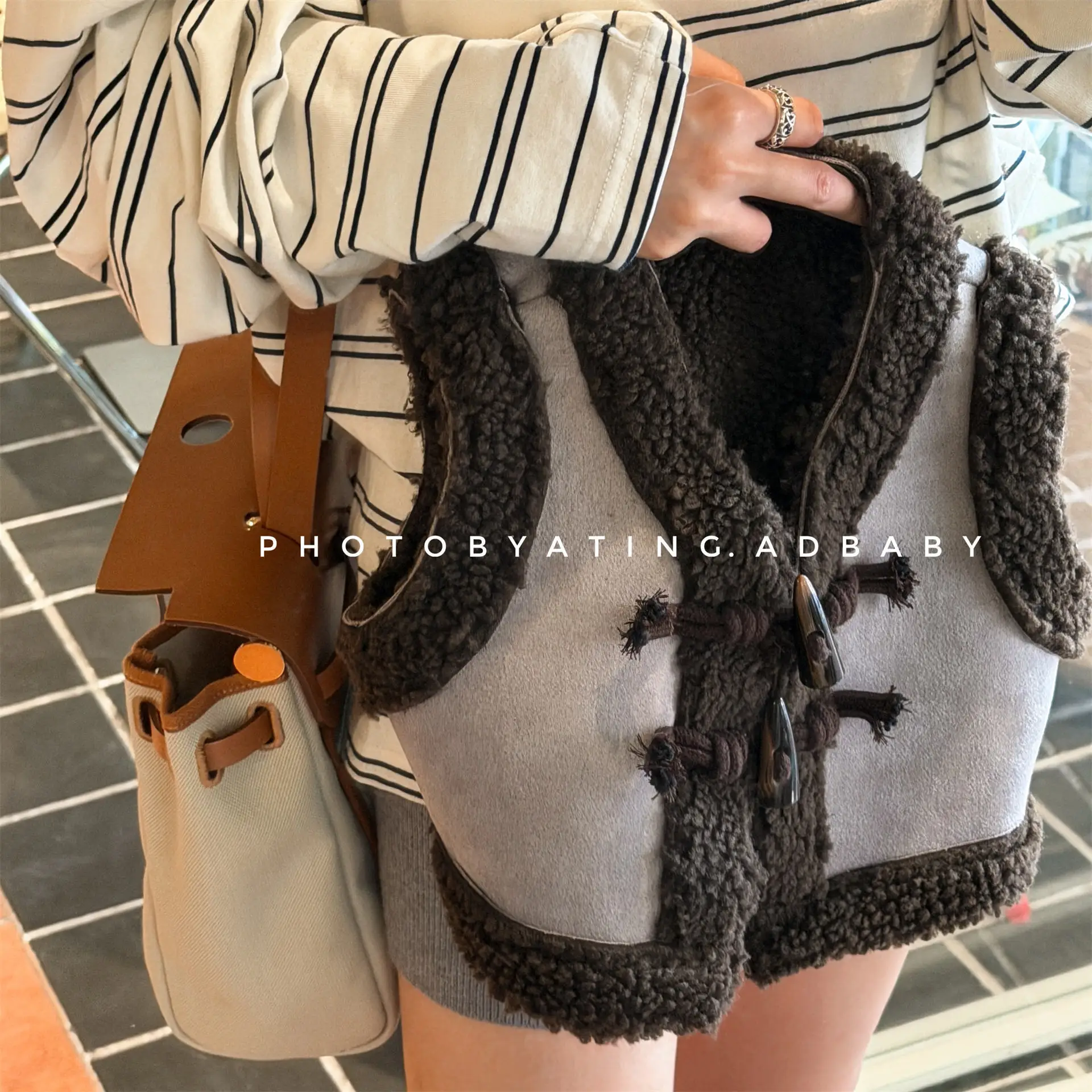 2025 شتاء جديد الفتيات الدافئة لامب سترة صوف الأطفال زائد المخملية سميكة أكمام معطف الطفل الدافئة يندبروف سترة الاطفال الملابس