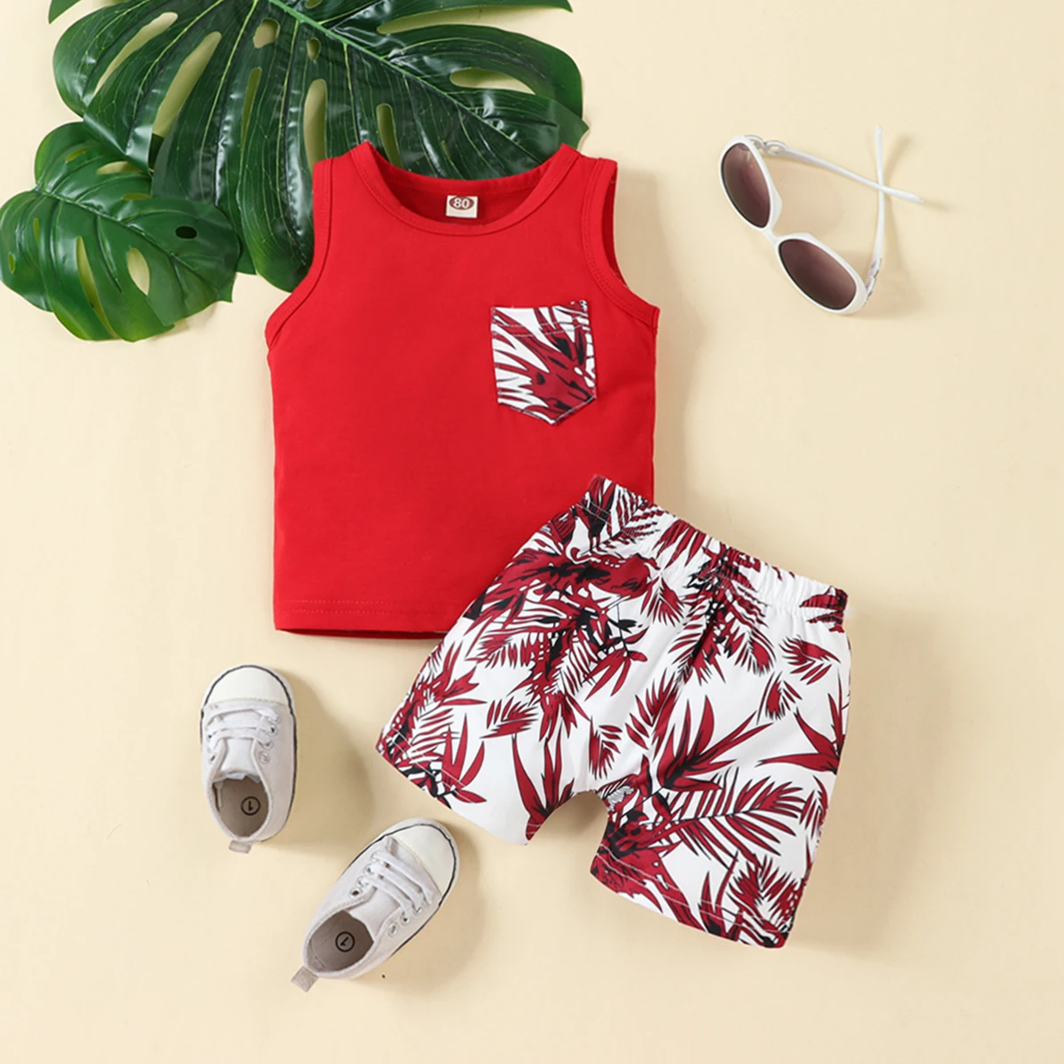 Frühlings- und Sommer-Baby-Mode-Set mit einer Tasche, ärmelloses Weste-Oberteil und bedruckten Shorts, niedliches Freizeithosen-Set für Jungen