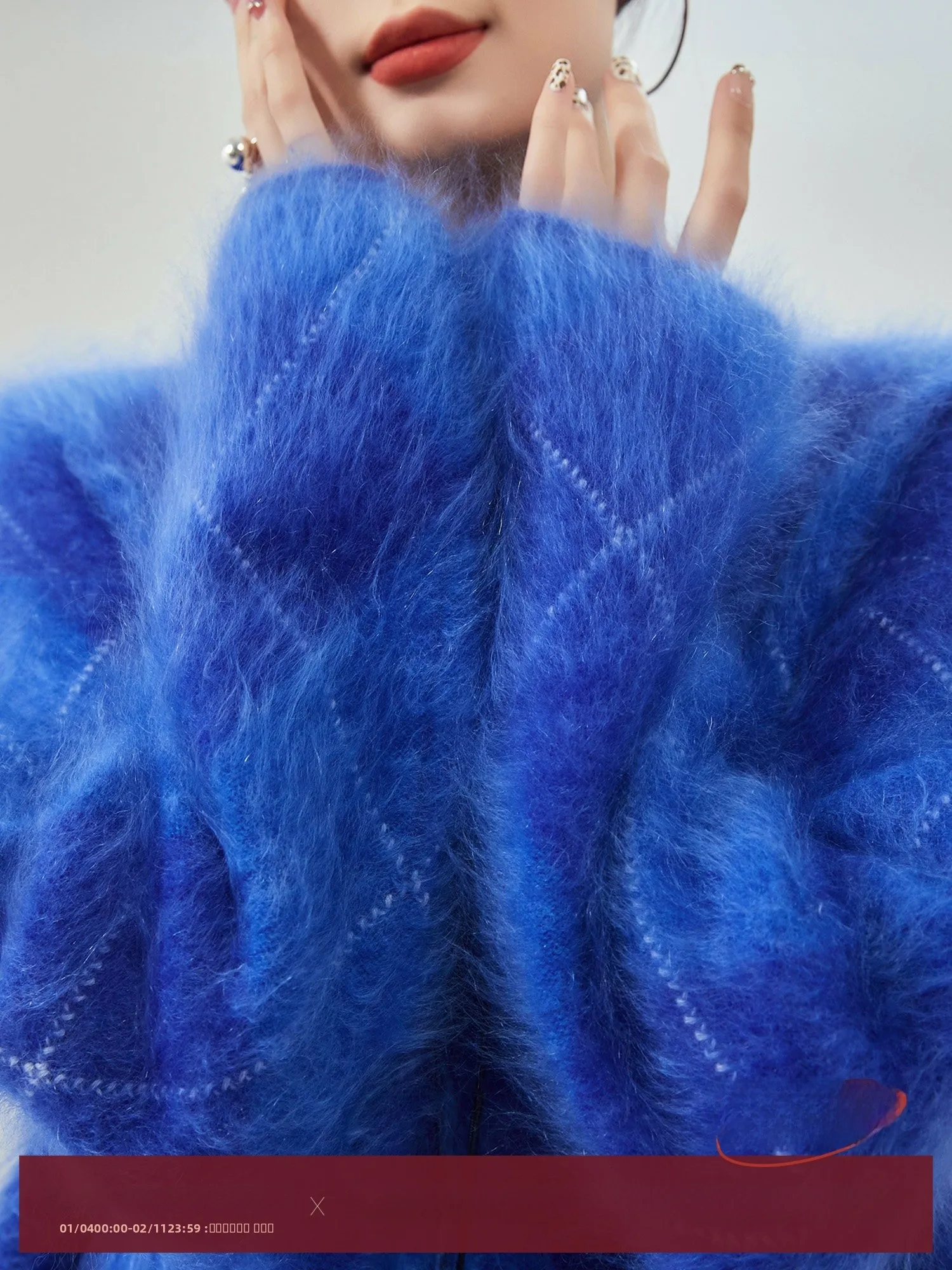 

Вязаный свитер женский свободного кроя в стиле ретро, цвета «Клейн-блю», с круглым вырезом, мягкий и уютный, в корейском стиле, пушистый трикотаж