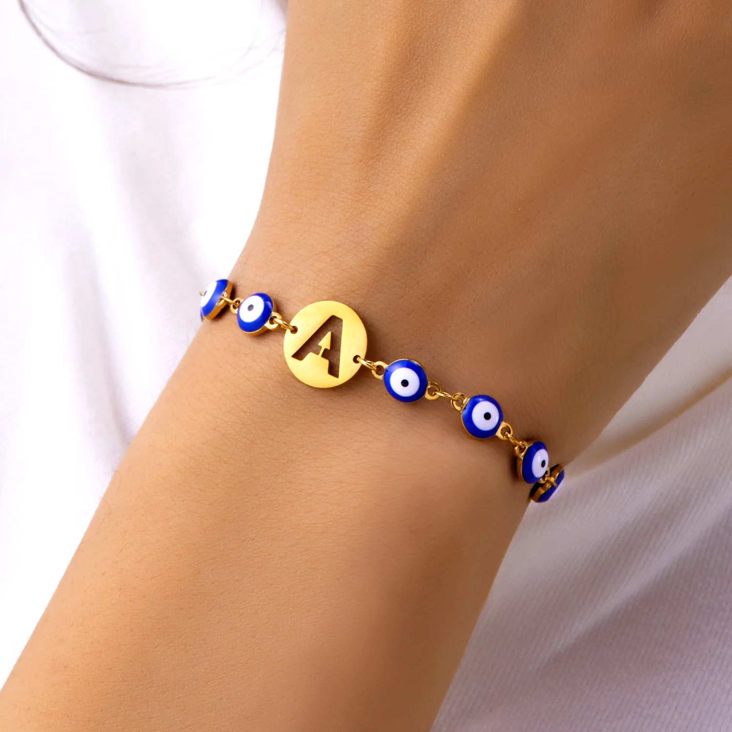 Pulsera de mal de ojo de la suerte de Turquía para mujeres y hombres A-Z 26 iniciales alfabeto Ojo Azul brazaletes de cadena de Metal de acero inoxidable joyería de la suerte