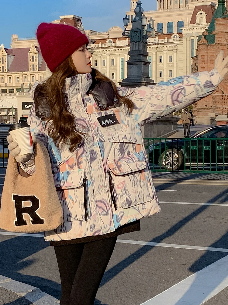 Chaqueta de plumón corta para mujer, abrigo grueso, cálido, a prueba de viento, holgado, con capucha, estampado de dibujos animados, 1 unidad