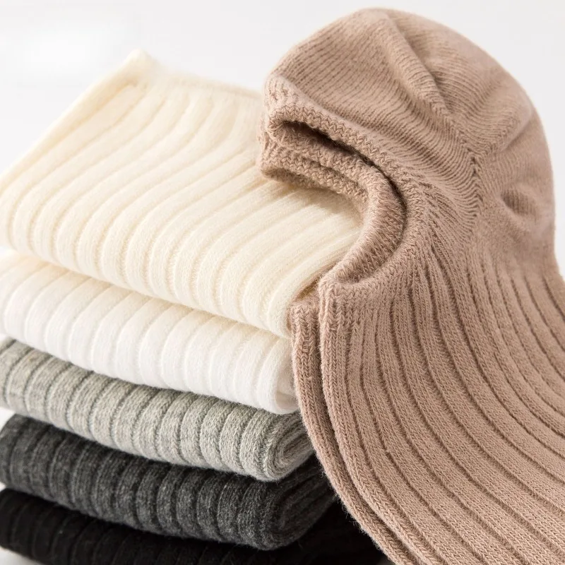 ถุงเท้าผู้หญิงแบบเรียบง่าย ระบายอากาศได้ดี แบบซ่อนข้อ สีดำ ถุงเท้าข้อสั้น สำหรับฤดูใบไม้ผลิ ฤดูร้อน ฤดูใบไม้ร่วง ถุงเท้าผ้าฝ้ายแบบเรียบ