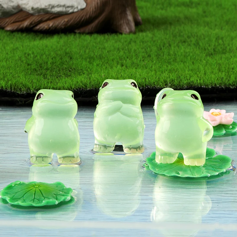 1Pc Resin Mini Frog Garden Decor Luminous Frog Figurines Miniature Home Decor Tiny Resin Frogs Fairy Garden Decor