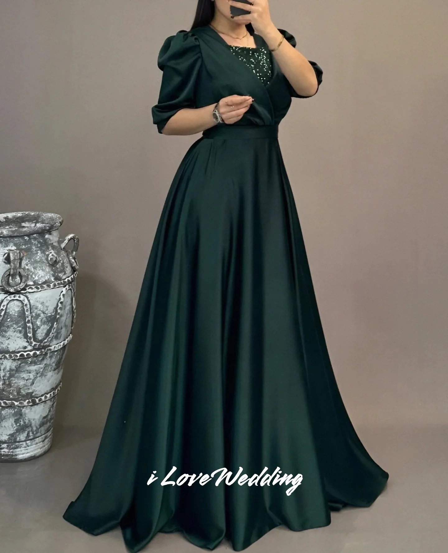 

Emerald Square Neck Prom Dresses 2025 Satin Short Sleeve Beads A-Line Sweep Train Saudi Arabia Pleated Party Dresses Customized