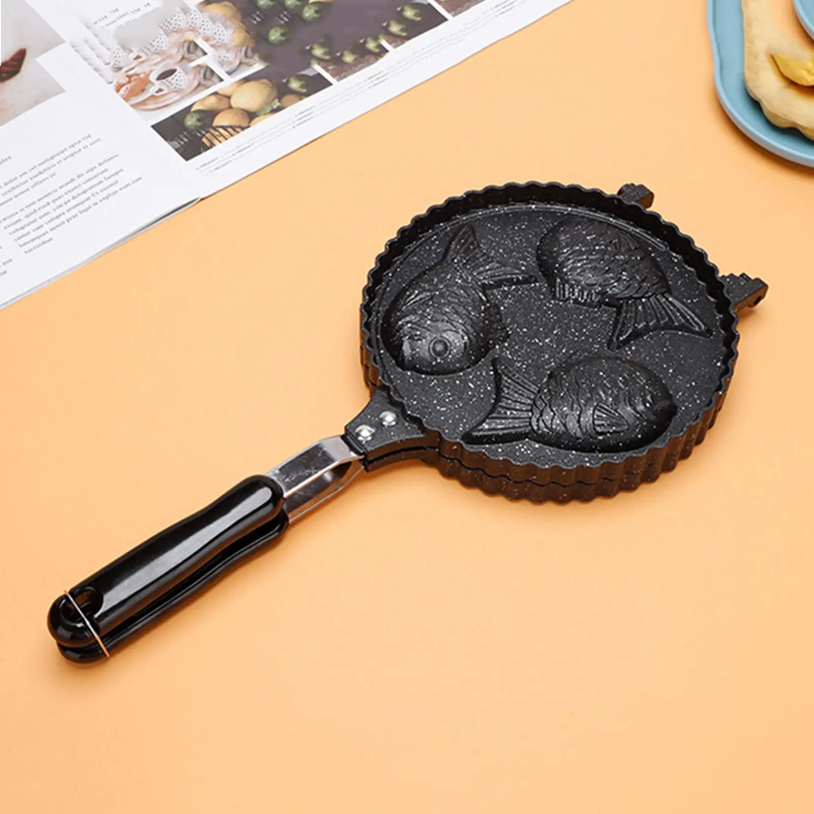 

Taiyaki Pan Non-Stick Aluminum with Long Handle Taiyaki Fish-Shaped Cake Pan for Catering Truck Home Gathering Beginners