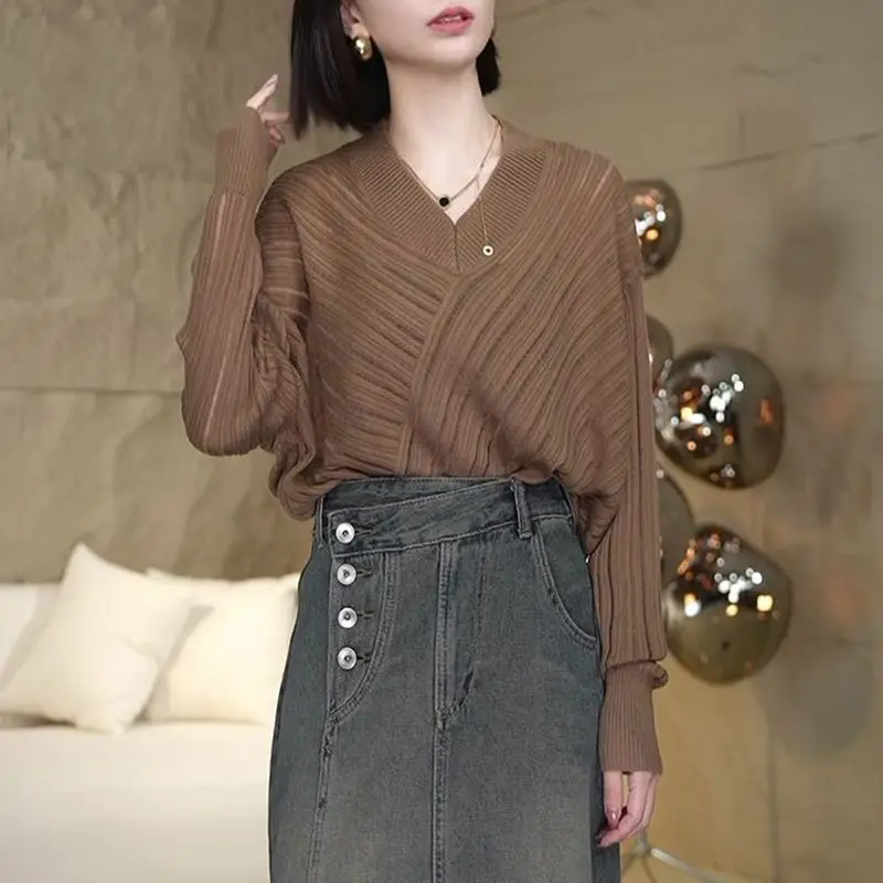 Autumn Winter New V-neck Long Sleeve Fashion Sweater Women High Street Solid Color Asymmetrical Pullovers Elegant All-match Tops