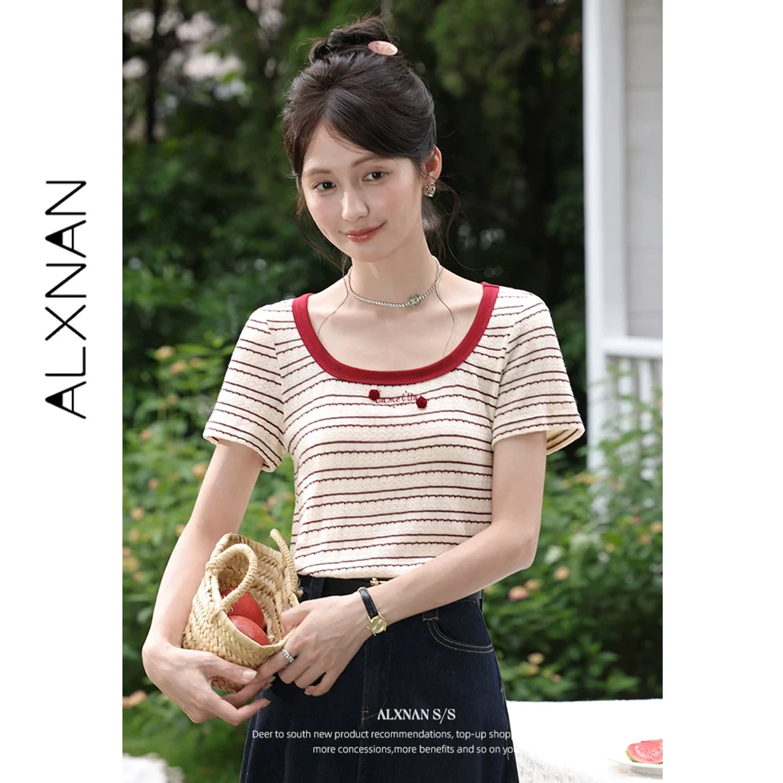

ALXNAN Plus Size Red Striped T-shirt Elegant Letter Embroidery Square Neck T-shirts Casual Women's Short Sleeve Tops D11102