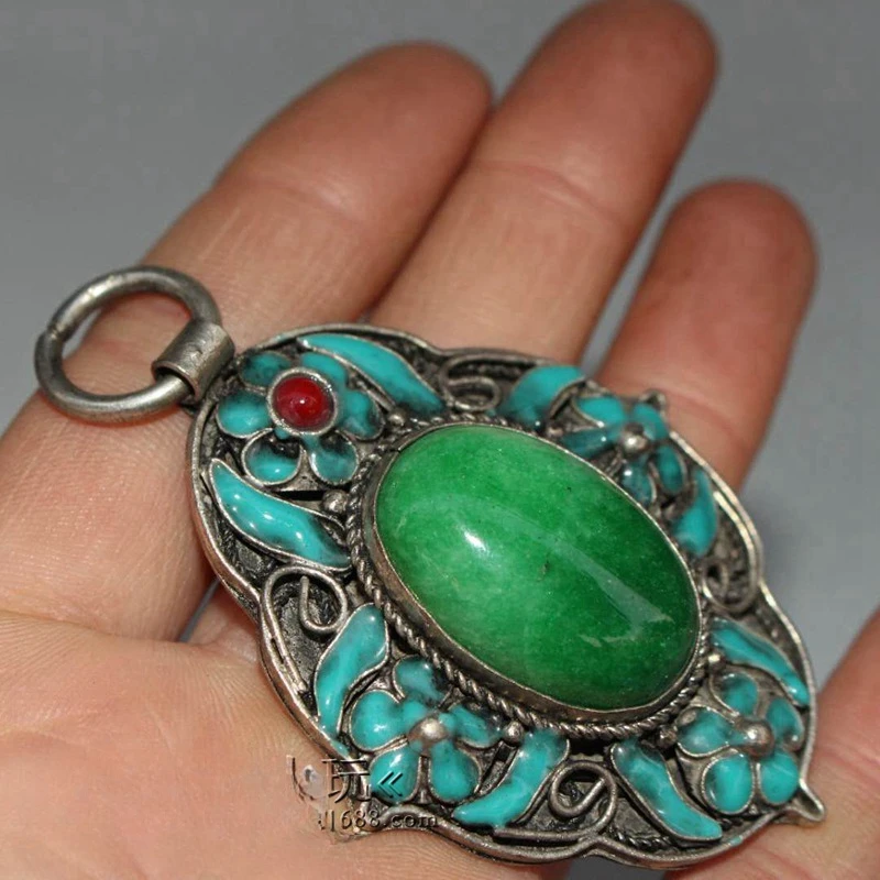 

CHINESE OLD HANDWORK COLLECTIBLES Tibetan Silver Jade Pendant Crafts