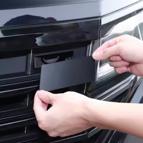 1 Pair ABS Car Exterior Front Middle Grille Blocking Cover Sticker Plate Dust-proof Central Grid Block Baffle for Touareg 19-24