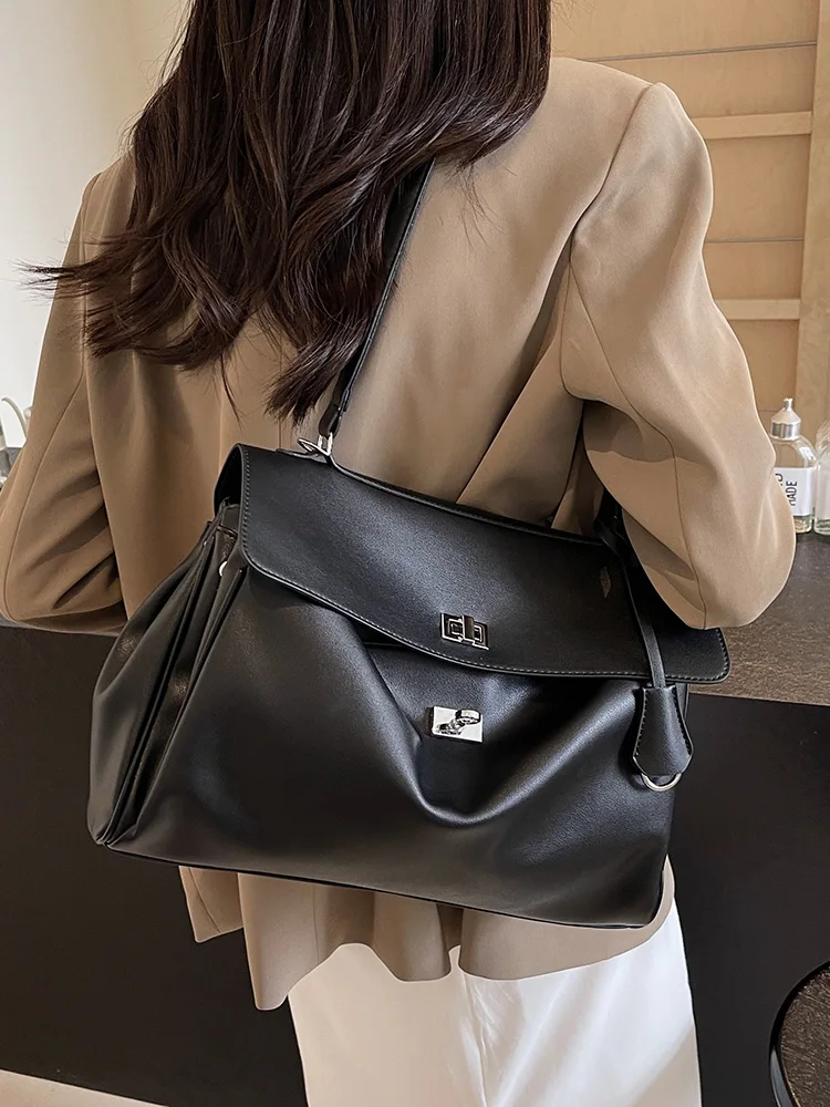 

Large Capaci Platinum Modern Neutral Sle Bag Casual Crossbody Oulder Bag for Women Faionable Underarm Bag