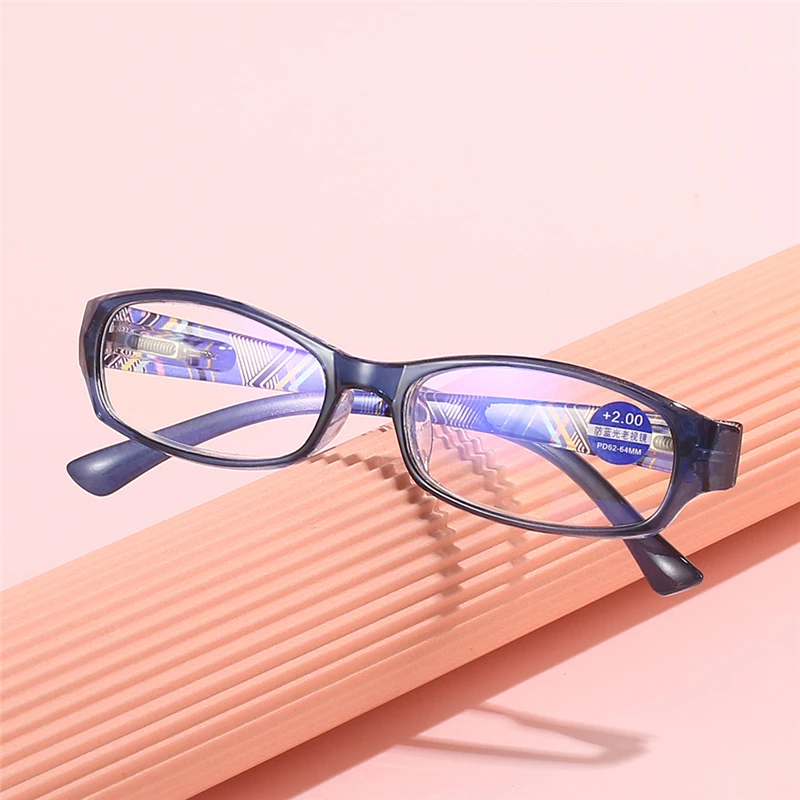 4 Pack Reading Glasses Women Anti Blue Light Fashion Ladies Rectangular Readers Spring Hinge with Pattern Print Eyeglasses