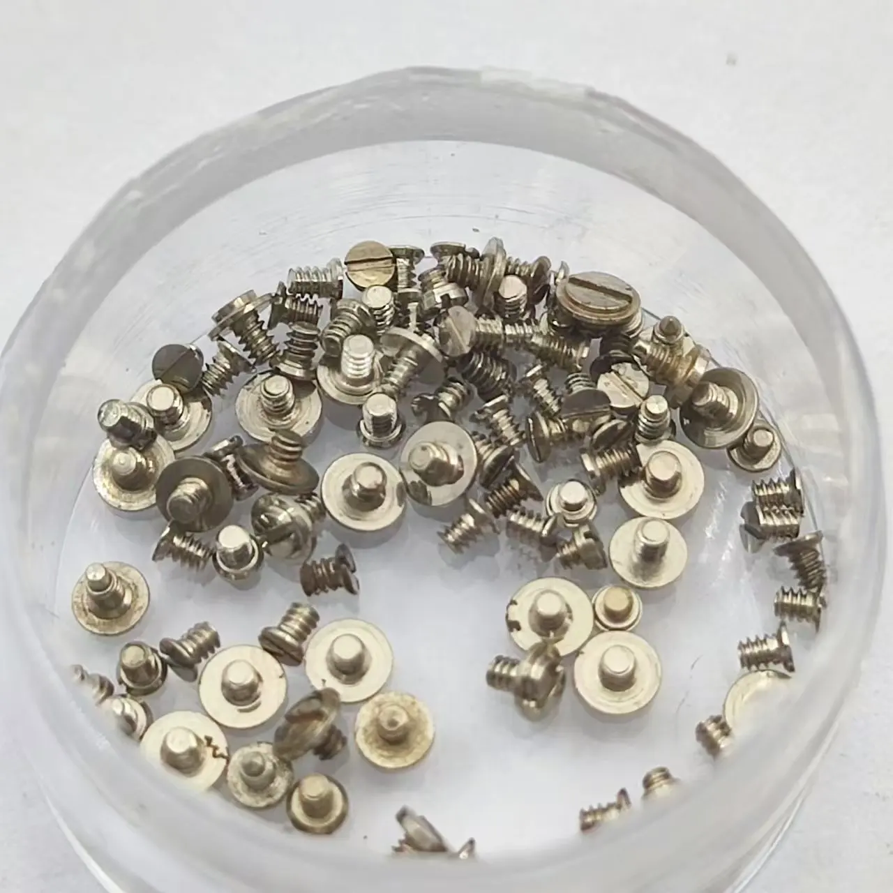 Watch accessories are suitable for Swiss original miscellaneous screws, all of which are detachable 2824 2836 2879 2789 2892 scr