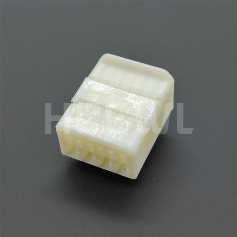 New original high-quality  7283-1556  automotive component connector plug