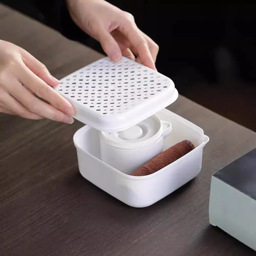 

Practical 1 Pot 3 Cups Portable Travel Tea Set Disposable Plastic Kung Fu Tea Set Integrated Storage Camping Tea Set Office