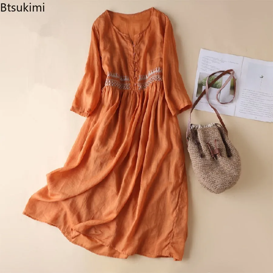 

New Women's Summer Leisure Dress Cotton and Linen Embroidered Dress Round Neck Nine Quarter Sleeve Mid Length Skirt Ethnic Style
