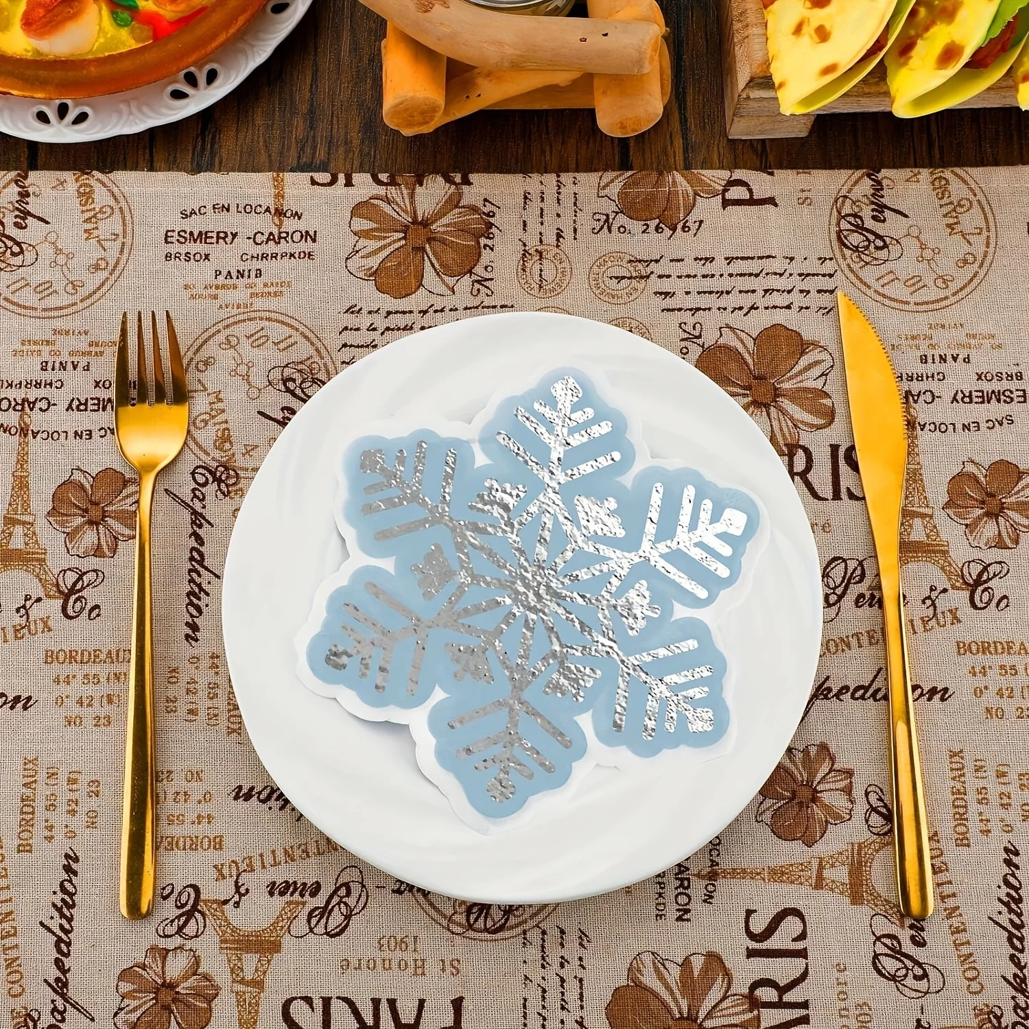 16pcs Winter Snowflake Napkins Disposable Luncheon Napkins Blue Winter Cocktail Napkins Disposable Hand Towels for Winter Party