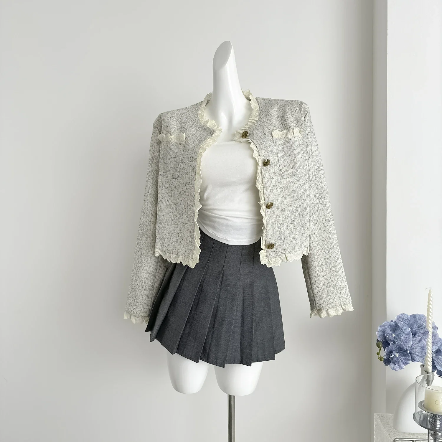 Korean style Xiaoxiang style jacket for women, 2024 Spring and Autumn, high-end temperament, short top, suit top