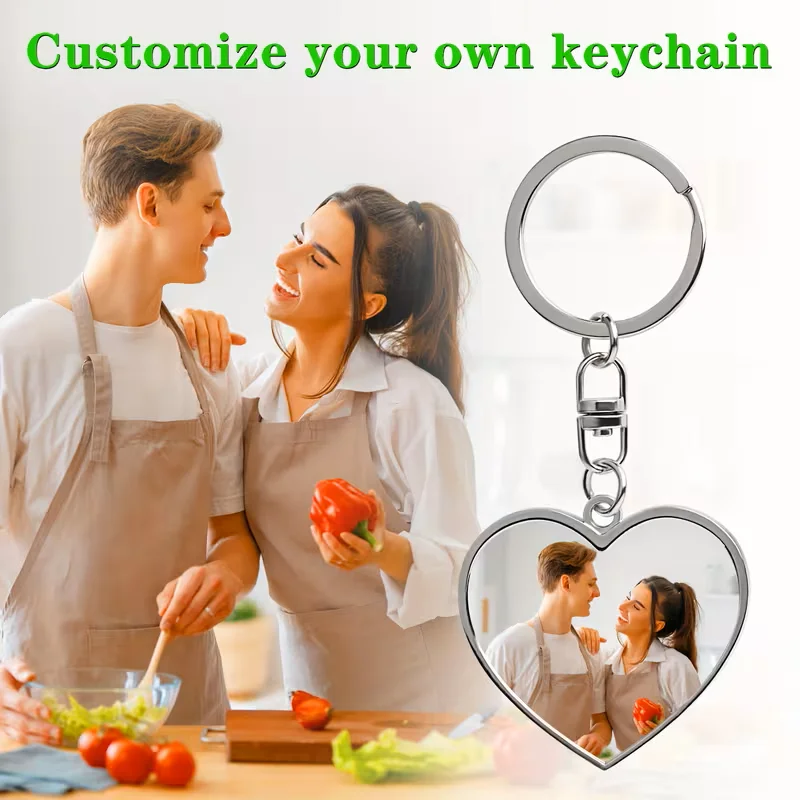 Custom heart-shaped keychain, can be personalised with a photo, suitable as a gift for girlfriend, wife, boyfriend, or family