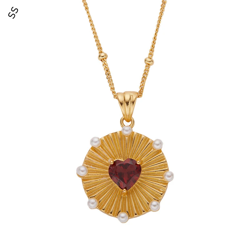 

Retro Light Luxury Natural Garnet Love Flower Jewel Pendant 925 Sterling Silver Necklace Women's Clavicle Gold Chain with Pearl