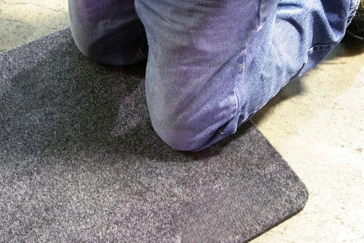 

6' x 2' Racer Mat - Water and Stain Resistant