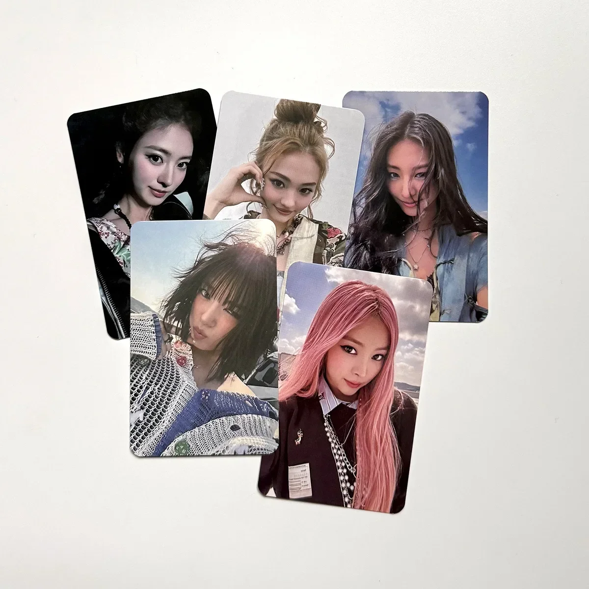 Kpop MEOVV بطاقة صور يدوية عيني مفتوحة ألبوم VVIDE بطاقات صور براودكاست Gawon Sooin Anna Narin مجموعة هدايا المشجعين #3