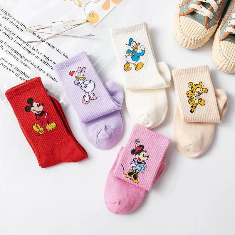 Disney Anime Sport Socks Cute Mickey Mouse Donald Duck Daisy Kawaii Cartoon Comfortable Cotton Mid-tube Socks Gifts for Girls