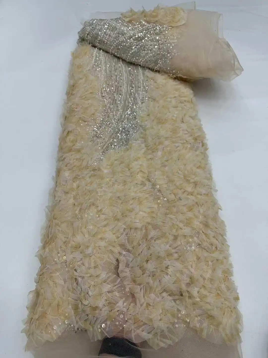 

2025 High Quality New Handmads Luxury Beads Sequins African Lace Fabric Beaded French Nigerian Lace Fabric For Dress Sew