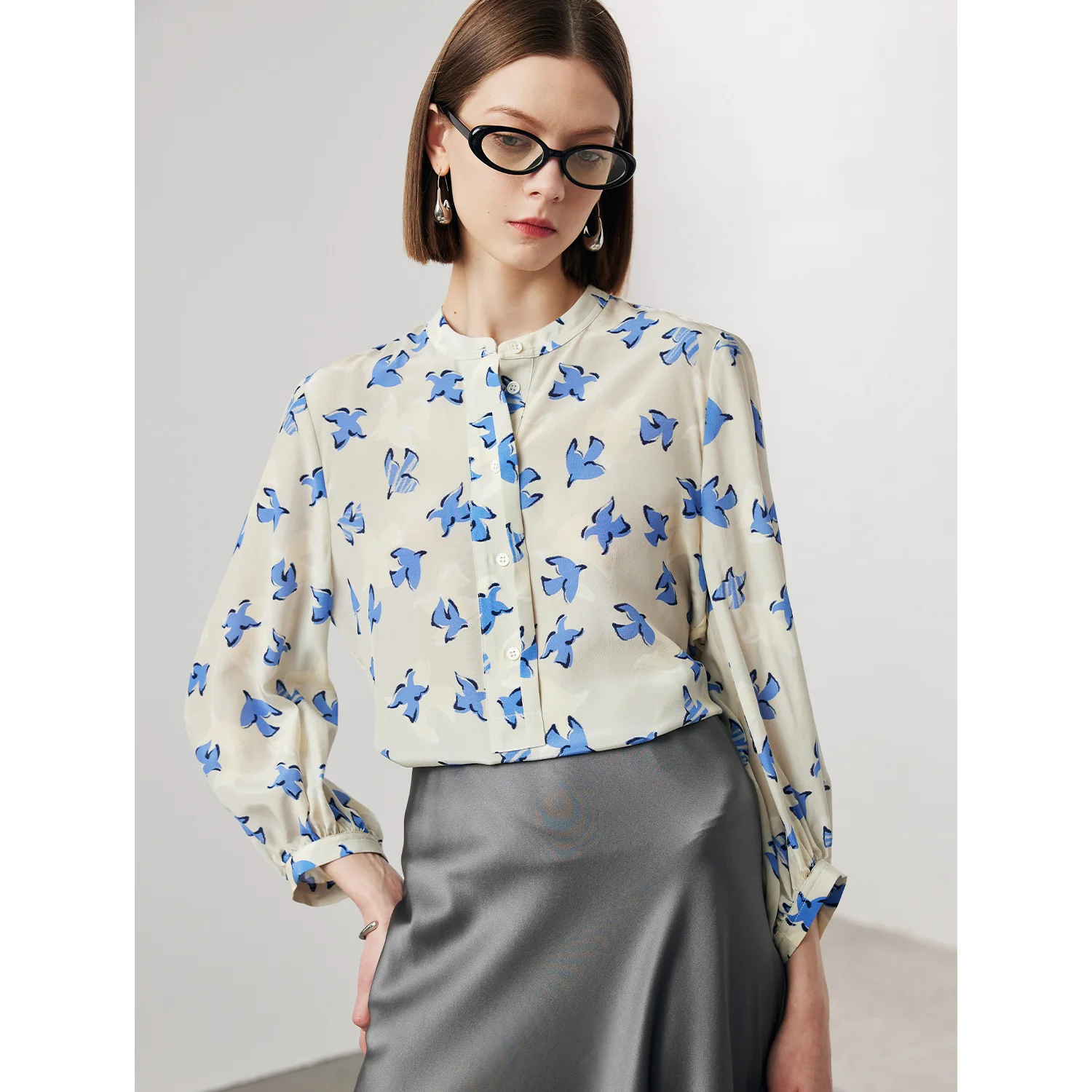 Stand-up Collar Commuting Casual Shirts Leisure Printing 100% Mulberry Silk Chic Women Button Blouses Office Lady Loose OL Shirt