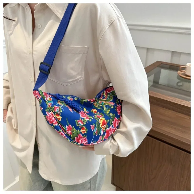 Bao Northeast Big Flower Jiaozi Shoulder Bag 2024 New Trend Floral Shoulder Bag Leisure Fashion Western Style Messenger Bag Tide