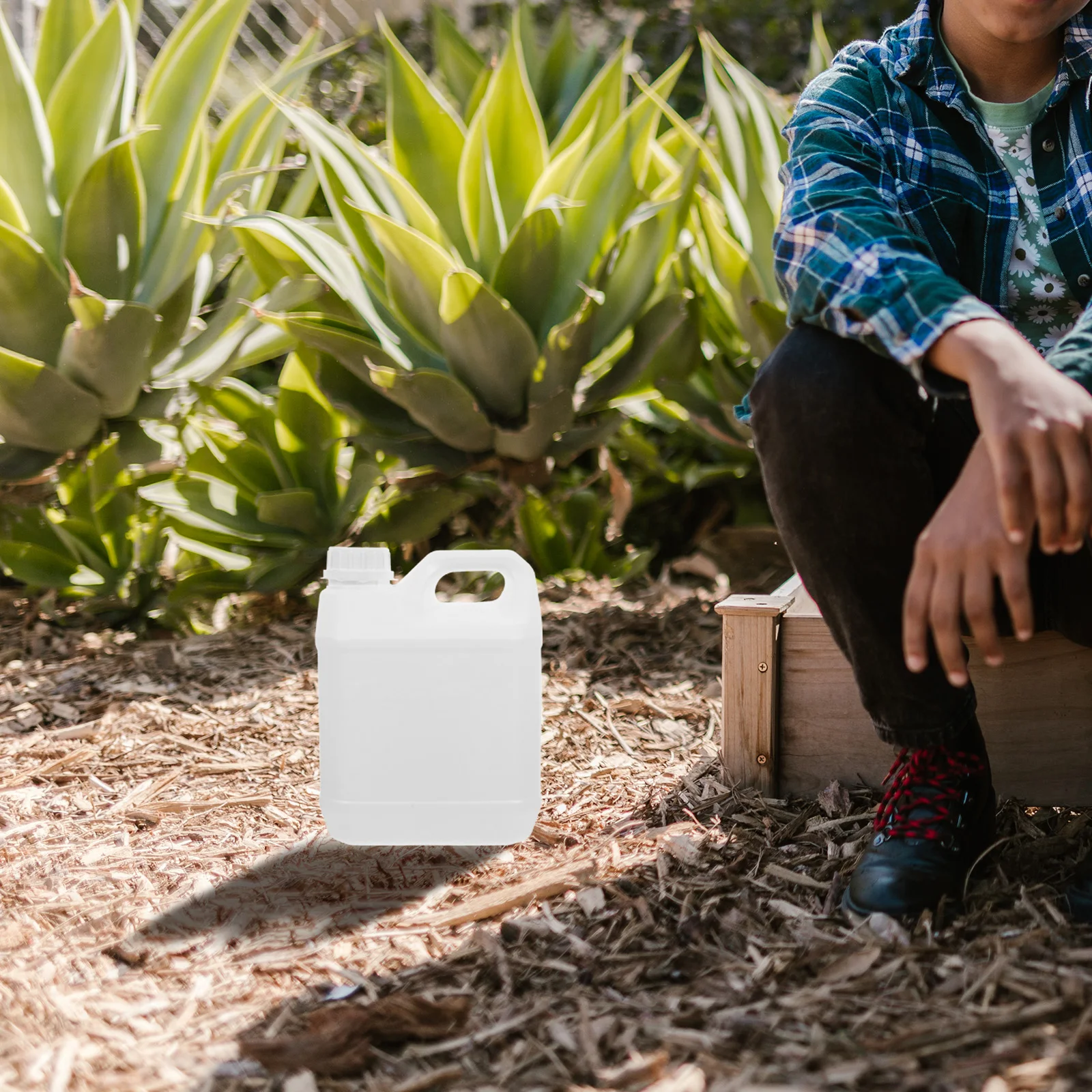 

Plastic Barrel Oil Jug Heavy Duty Storage Bin Thickened PE Large Capacity Gallon Jugs Caps Food Grade Multipurpose Paint