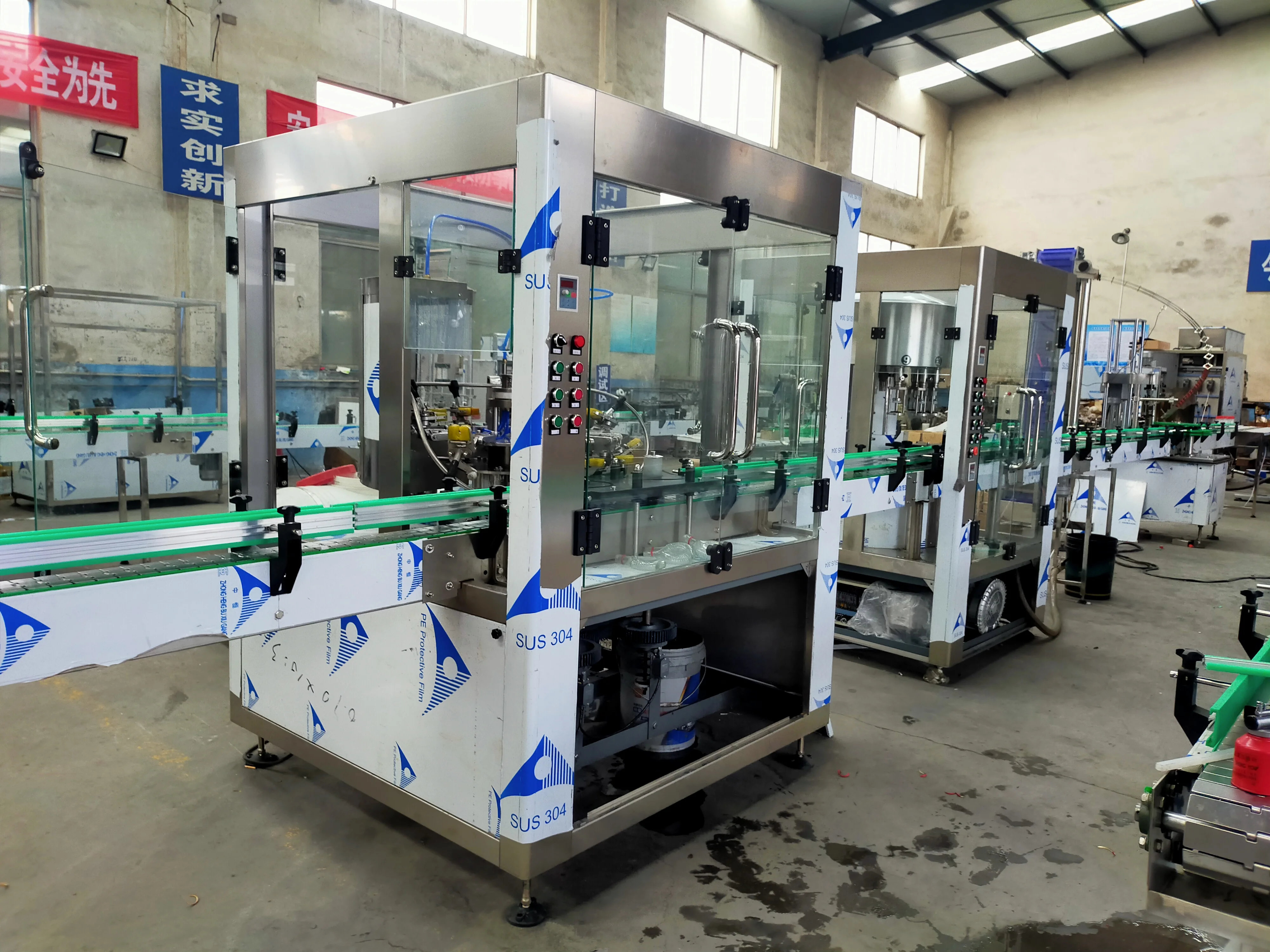 Oral Liquid Beer Milk Bottle Rotary Rinser Wine Plastic Small Semi Automatic Recycle Glass Bottle Washing Cleaning Machine