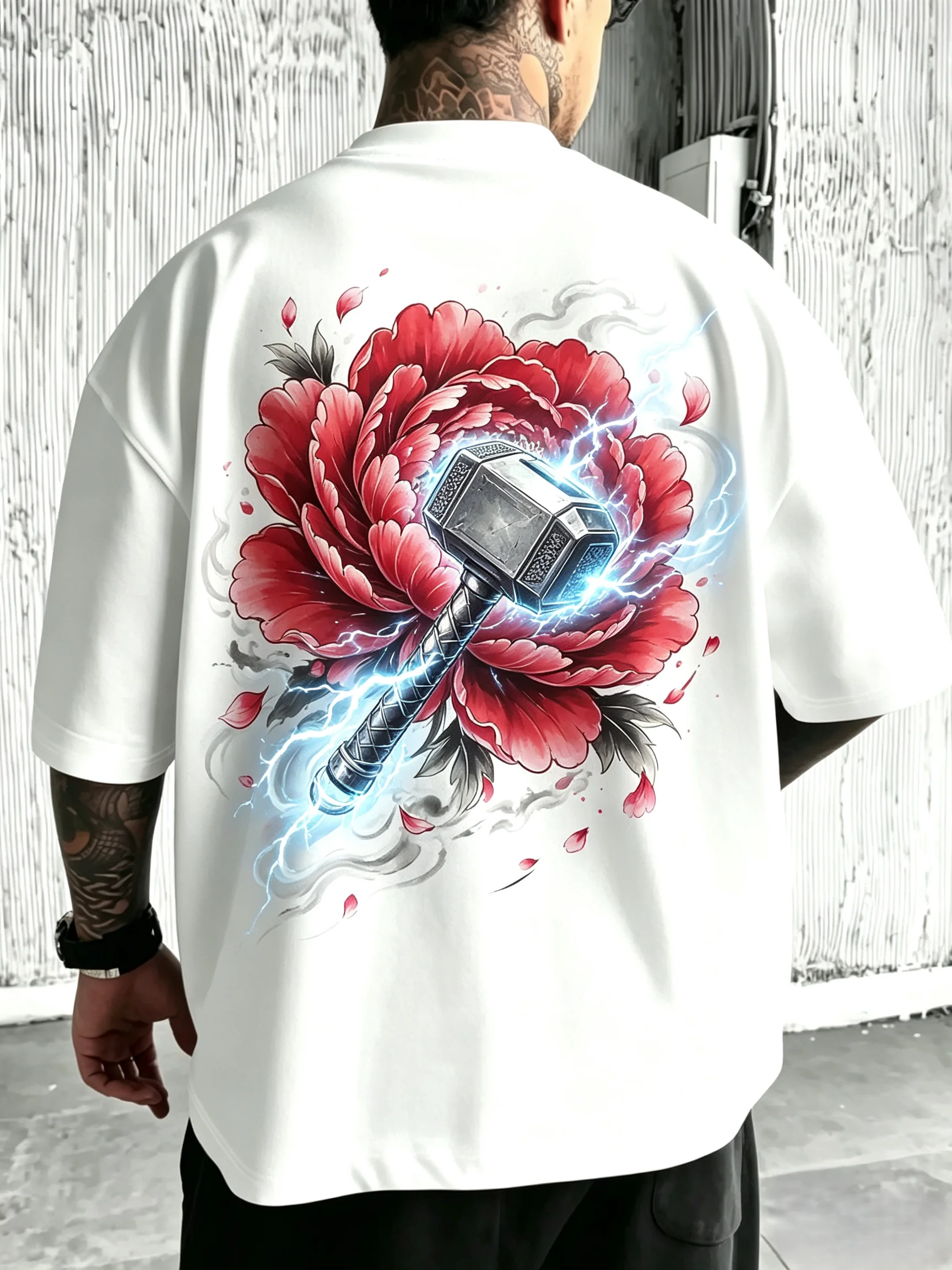 Unisex Red Peony Mjolnir Lightning Cloud Petals T-Shirt Men Women Oriental Tattoo Back Print Tee Harajuku Oversized Loose Streetwear Short Sleeve Tops