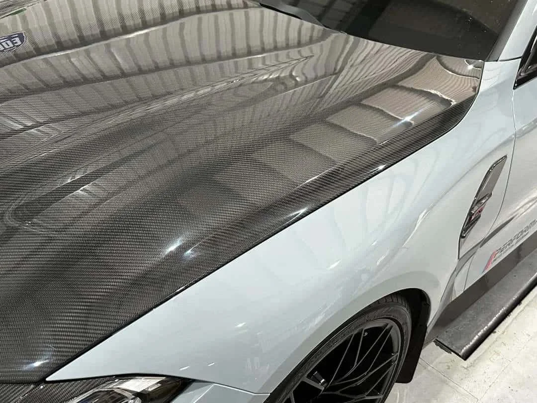 غطاء محرك السيارة عالي الجودة من ألياف الكربون الجافة CSL لترقية غطاء المحرك بحالة جديدة G80 G82 حسب الطلب