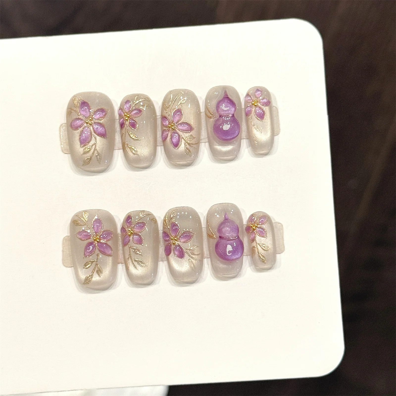 10Pcs 3D Purple Flowers Decor False Nails with Golden Branch Carving Handmade Fake Nails Elegant Cat Eyes Shiny Press on Nails
